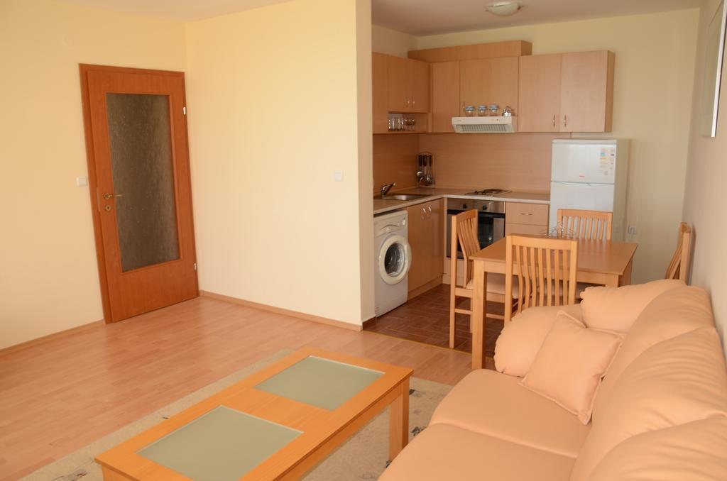 Single Private Apartments In Marina View Fort Beach 圣弗拉斯 外观 照片