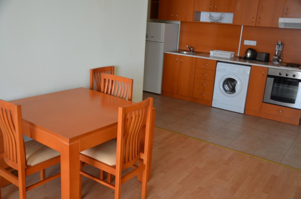 Single Private Apartments In Marina View Fort Beach 圣弗拉斯 外观 照片