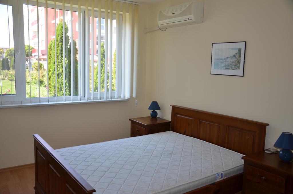 Single Private Apartments In Marina View Fort Beach 圣弗拉斯 外观 照片