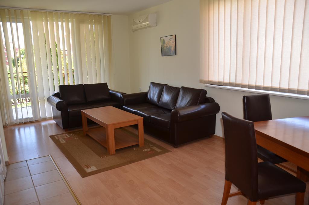 Single Private Apartments In Marina View Fort Beach 圣弗拉斯 外观 照片