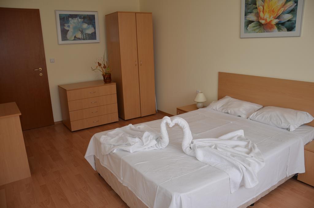 Single Private Apartments In Marina View Fort Beach 圣弗拉斯 外观 照片