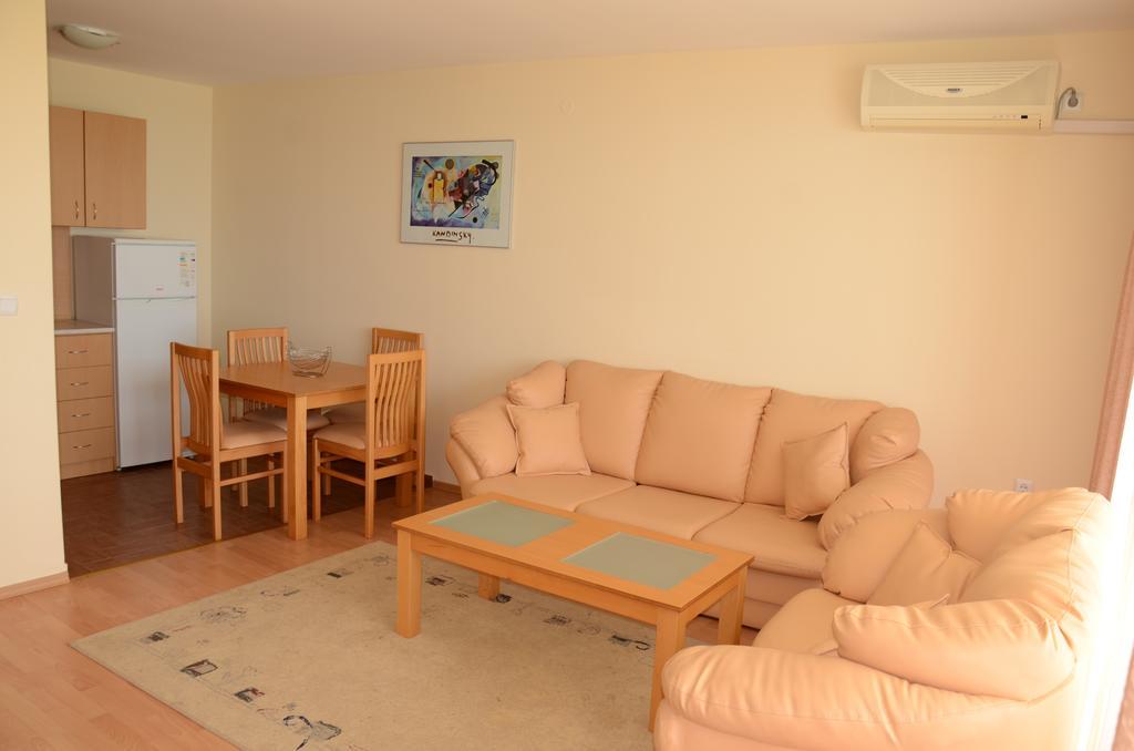 Single Private Apartments In Marina View Fort Beach 圣弗拉斯 外观 照片