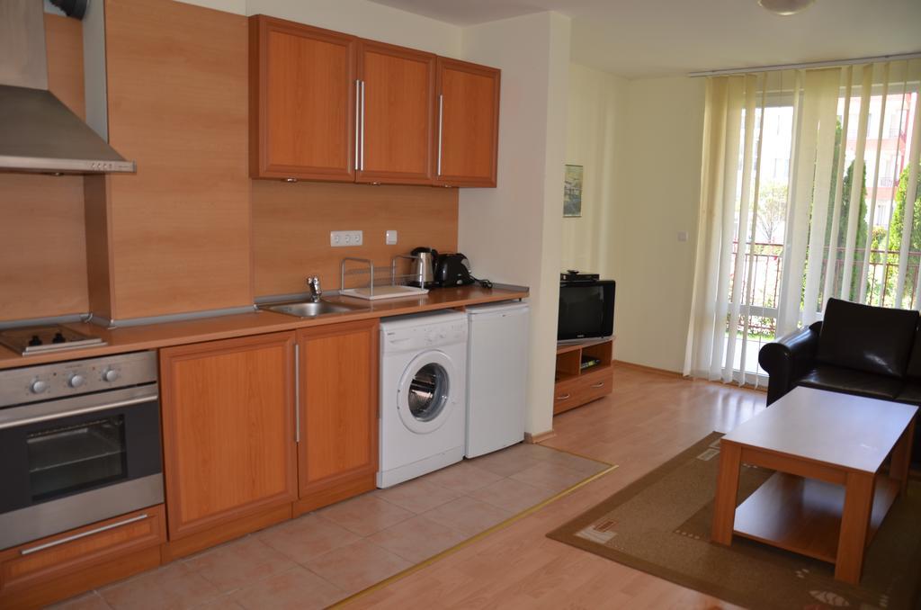 Single Private Apartments In Marina View Fort Beach 圣弗拉斯 外观 照片